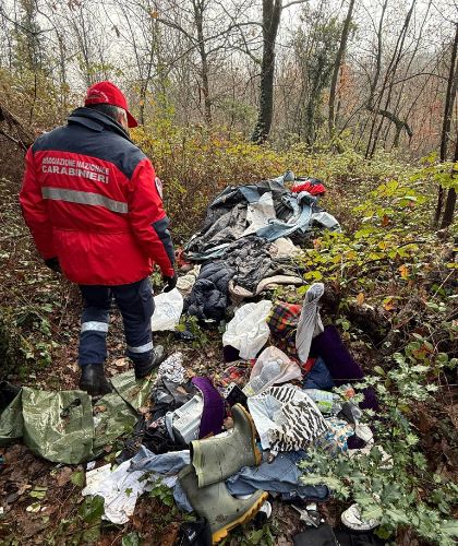 La lotta allo spaccio non si ferma: rimossi bivacchi alle Cerbaie