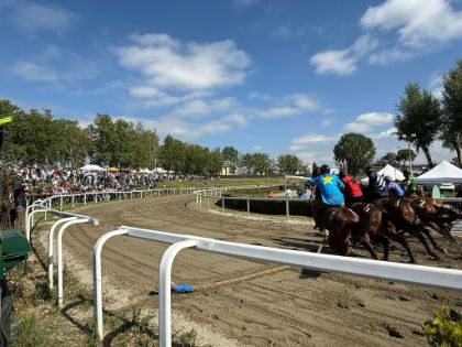 Grande pubblico e sfide avvincenti nelle Corse di Primavera