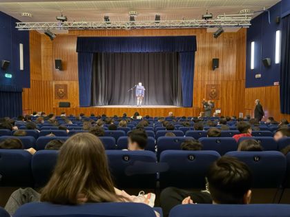 “Elle come Luana”: una mattinata da ricordare al Pacini con Ugo De Vita