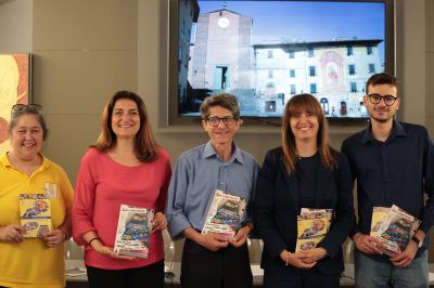 conferenza infiorata