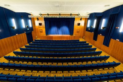 sala teatro pacini