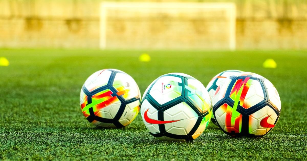 Comune di Fucecchio - Partita di calcetto femminile Atletico Papo Rosa ...