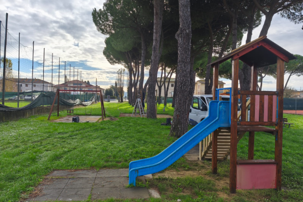 manutenzione aree gioco